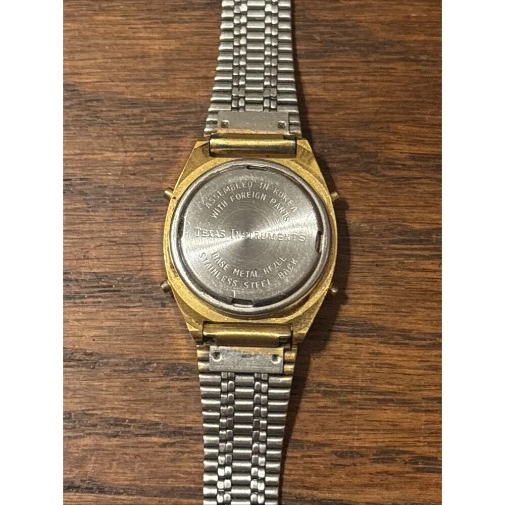 Vintage Estate Armitron Chrono Alarm Digital Watch For Parts or Repair